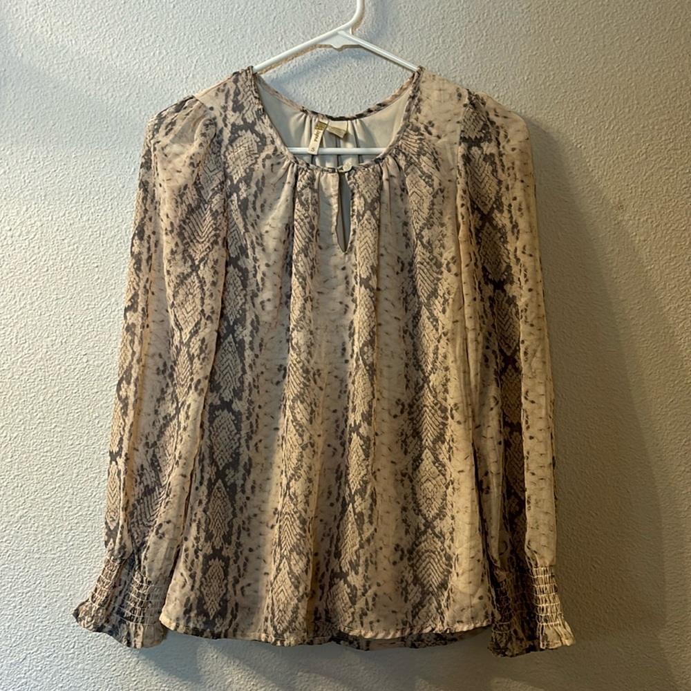 Japna snakeskin print blouse size small
